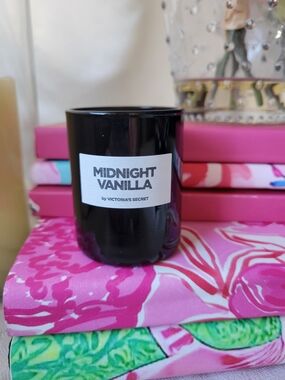 Victoria's Secret Midnight Vanilla Scented Candle